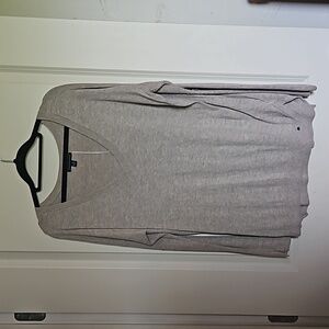 American Eagle Outfitters Size Large Sweater